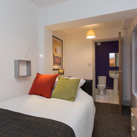 8 Samuel Street Apartman Crewe Kültér fotó