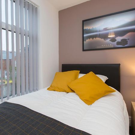 8 Samuel Street Apartman Crewe Kültér fotó