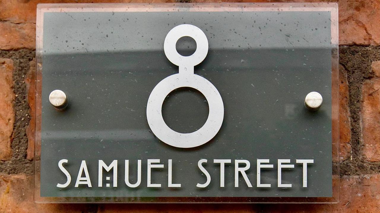 8 Samuel Street Apartman Crewe Kültér fotó